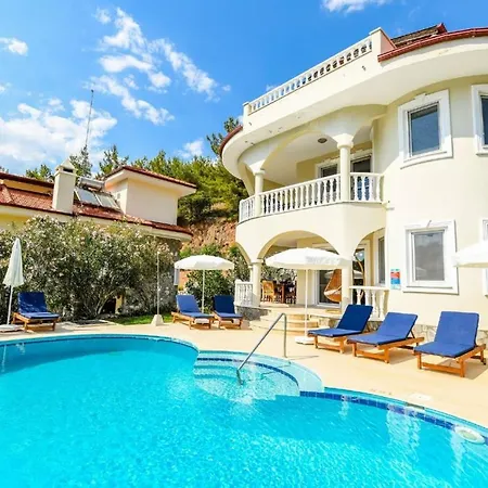 Rent Your Own Luxury With 4 Bedrooms, Dalaman 1052 Villa *