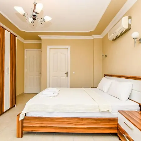 Villa Rent Your Own Luxury With 4 Bedrooms, Dalaman 1052 *