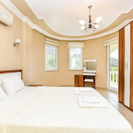 Rent Your Own Luxury With 4 Bedrooms, Dalaman 1052 Villa *